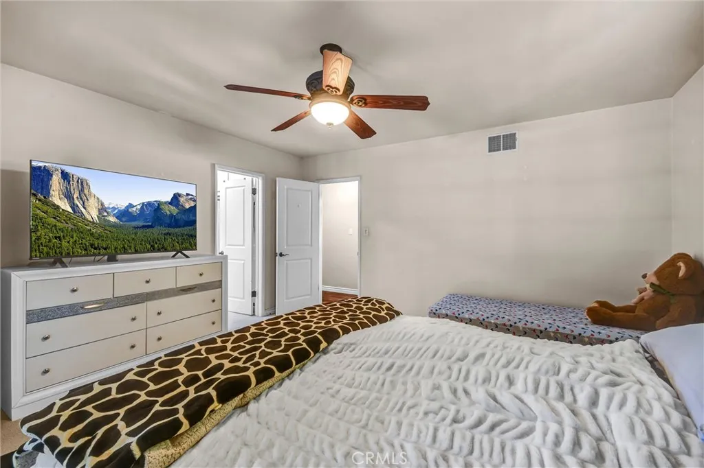 2880 N Theodora, Covina, California 91724 home-pic-26