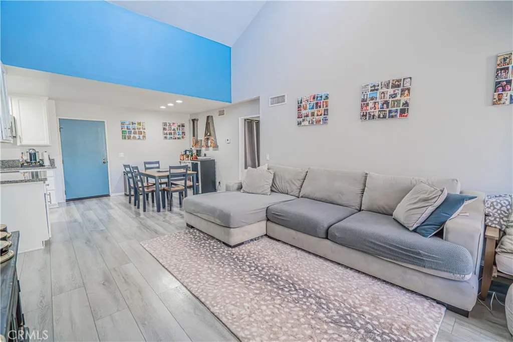 4239 Via Arbolada 303, Los Angeles, California 90042 home-pic-16