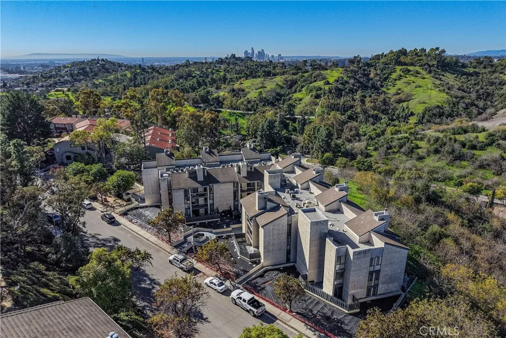 4239 Via Arbolada 303, Los Angeles, California 90042 home-pic-46