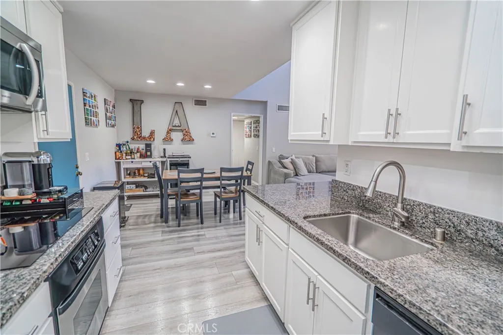 4239 Via Arbolada 303, Los Angeles, California 90042 home-pic-15