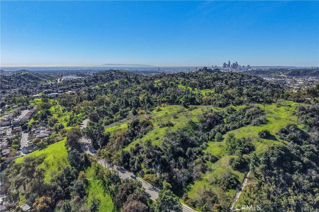 4239 Via Arbolada 303, Los Angeles, California 90042 home-pic-47