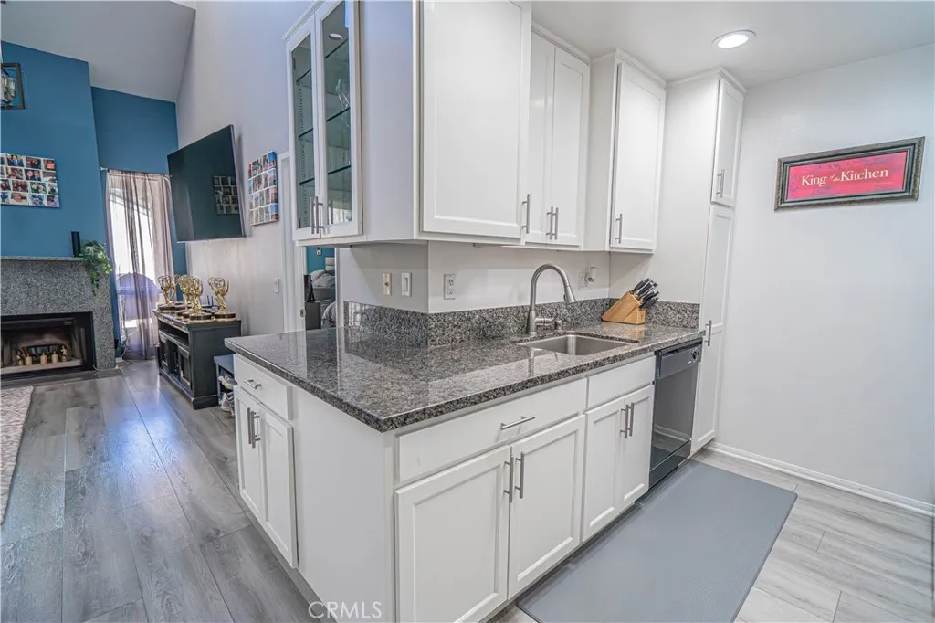 4239 Via Arbolada 303, Los Angeles, California 90042 home-pic-13