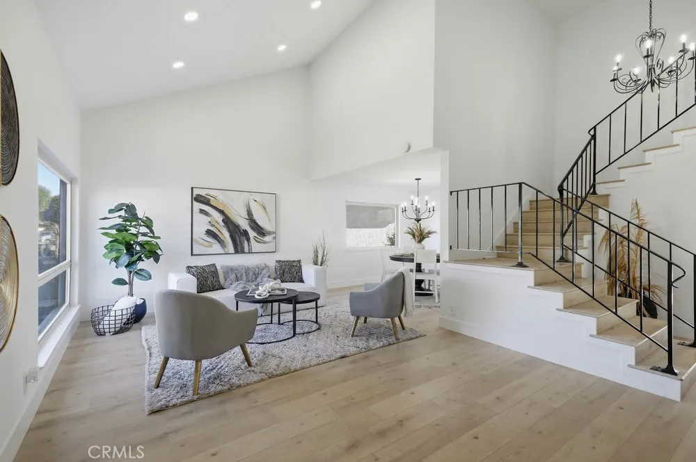 2228 E Nyon Avenue, Anaheim, California 92806 home-pic-6