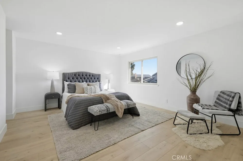 2228 E Nyon Avenue, Anaheim, California 92806 home-pic-29