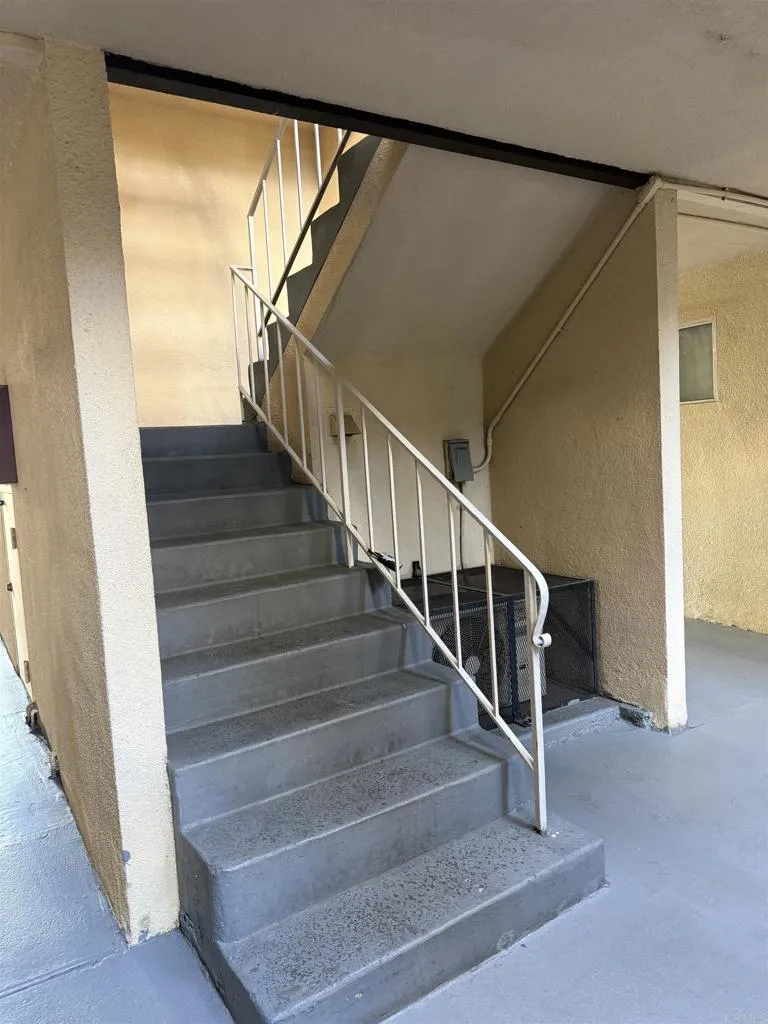 490 Fourth Avenue 21, Chula Vista, California 91910 home-pic-12