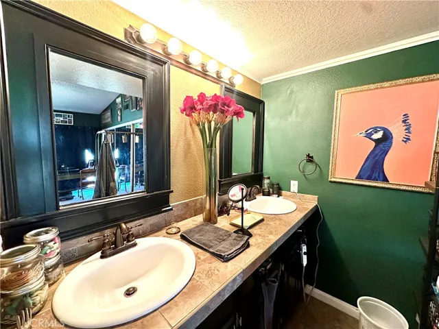 1142 Brentwood, Rialto, California 92376