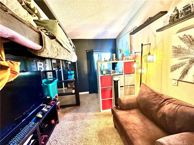 1142 Brentwood, Rialto, California 92376