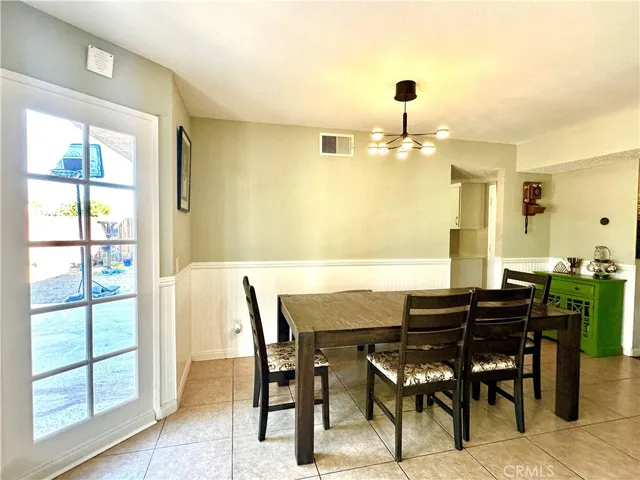 1142 Brentwood, Rialto, California 92376