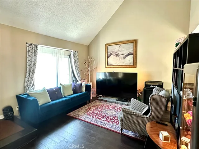 1142 Brentwood, Rialto, California 92376