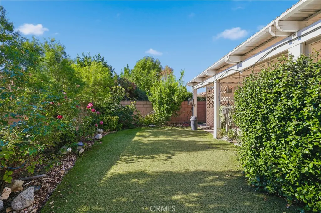 2635 Beech Tree, Hemet, California 92545 home-pic-21