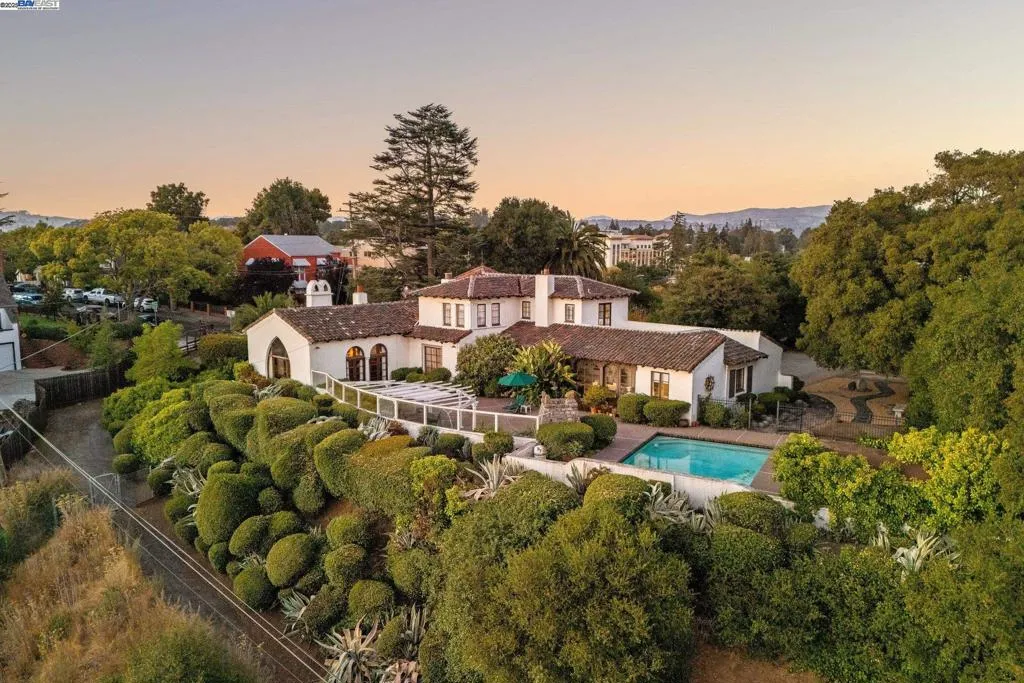 921 Warren Street, Hayward, California 94541 home-pic-4