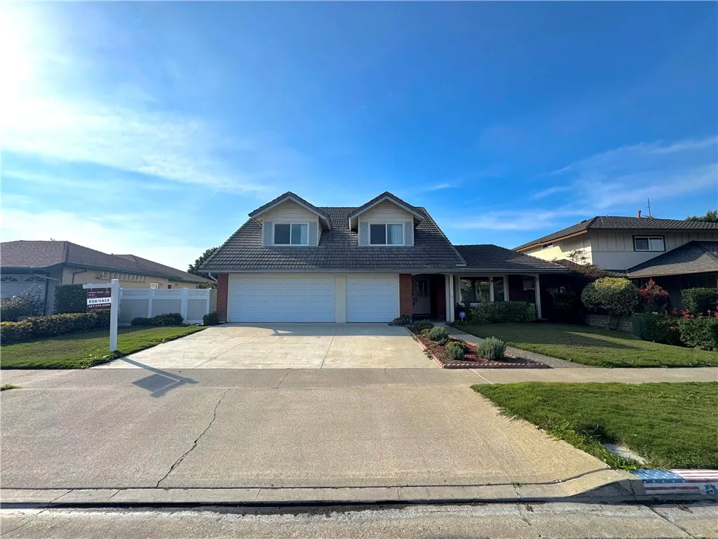 15781 Clarendon, Westminster, California 92683 home-pic-0