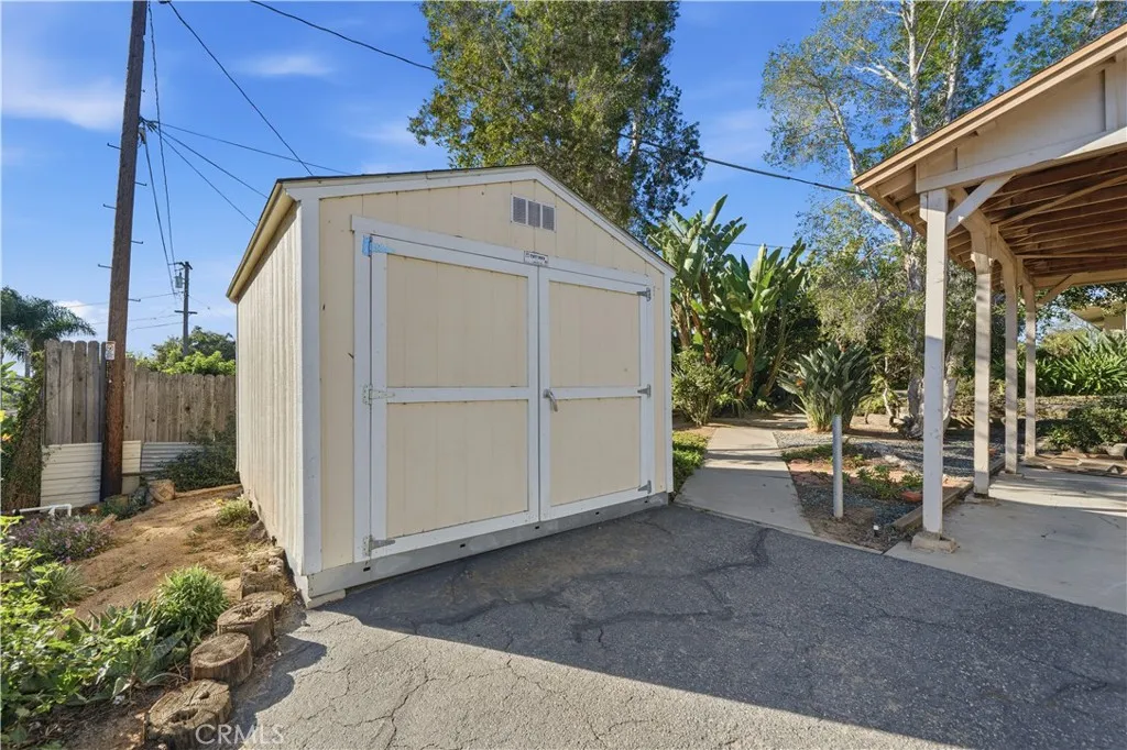 1154 Belair, Fallbrook, California 92028 home-pic-26