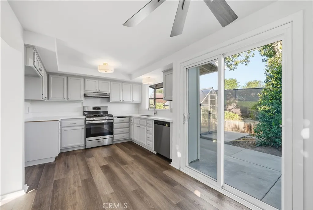 1154 Belair, Fallbrook, California 92028 home-pic-2