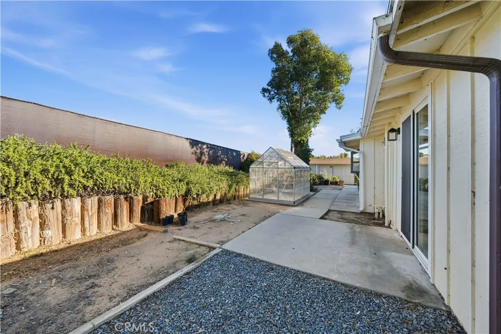 1154 Belair, Fallbrook, California 92028 home-pic-21