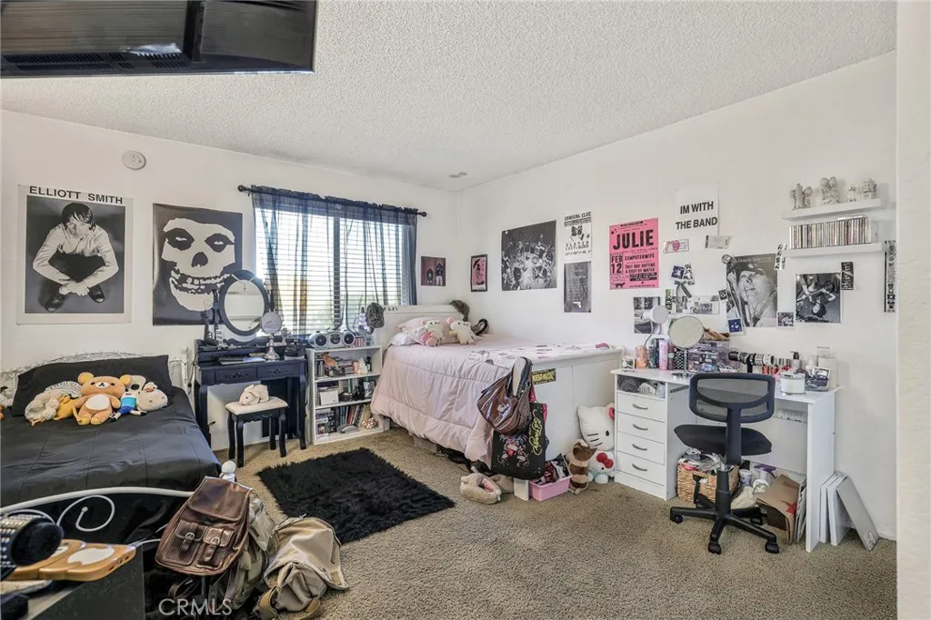 3027 W Avenue J4, Lancaster, California 93536 home-pic-23