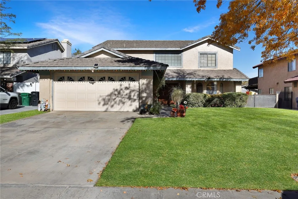 3027 W Avenue J4, Lancaster, California 93536 home-pic-1