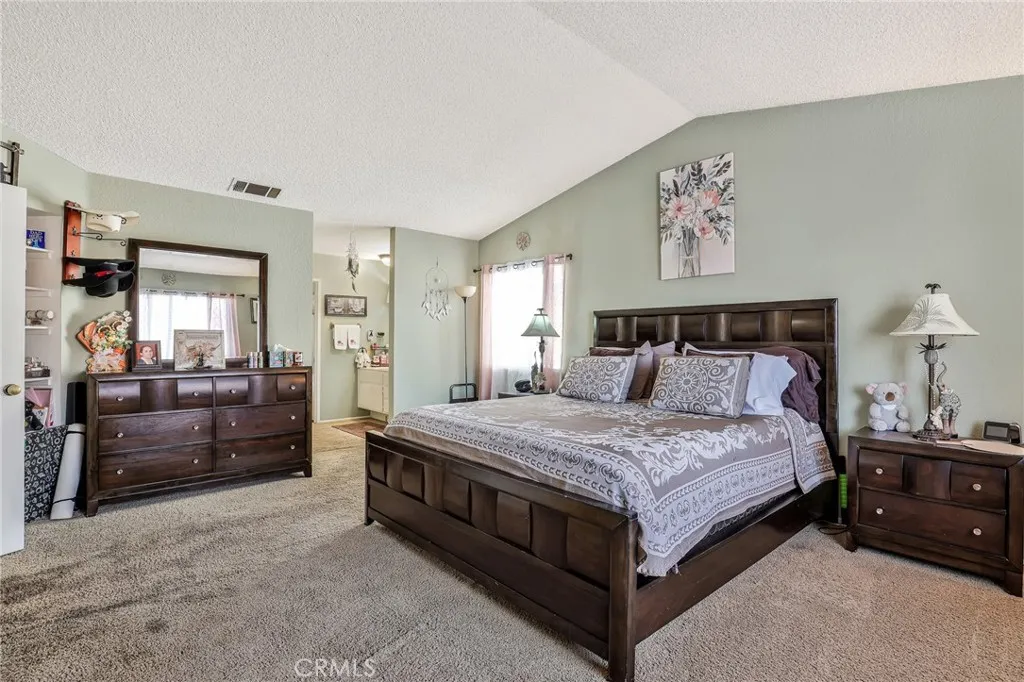 3027 W Avenue J4, Lancaster, California 93536 home-pic-17