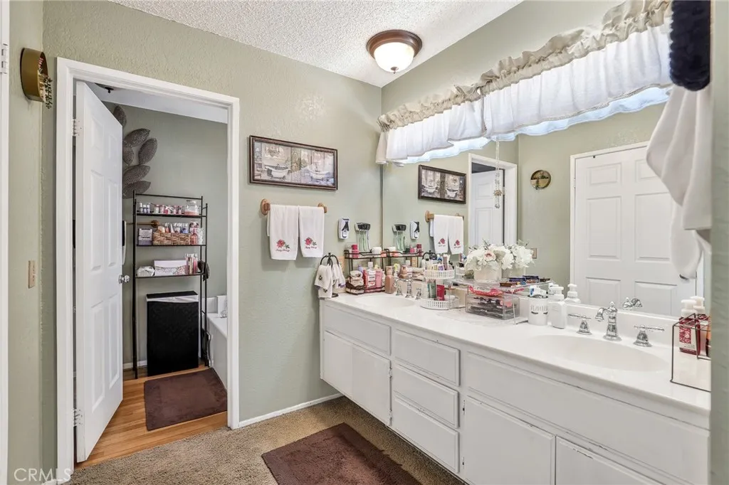 3027 W Avenue J4, Lancaster, California 93536 home-pic-19