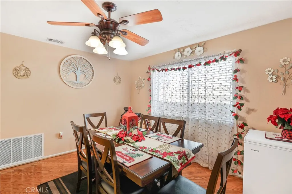 3027 W Avenue J4, Lancaster, California 93536 home-pic-12