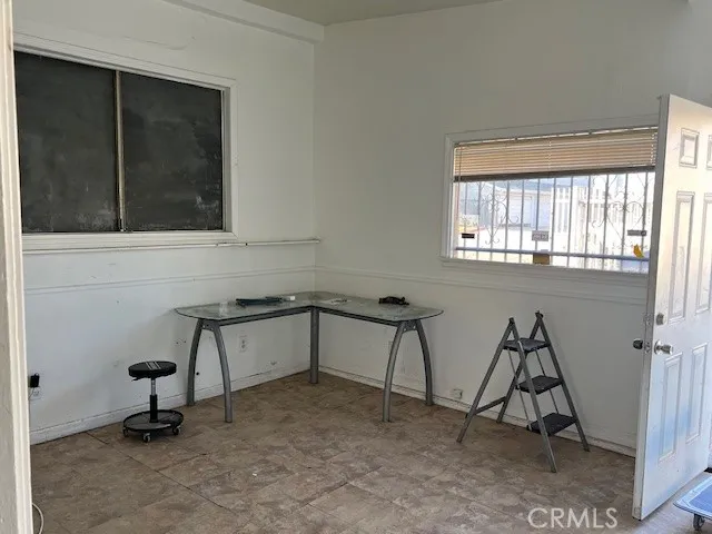 Office / reception
