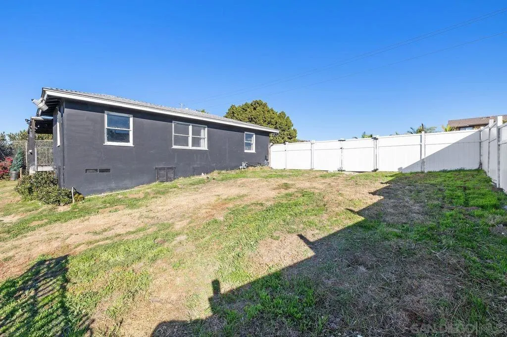 926 S 61st Street, San Diego, California 92114 home-pic-28
