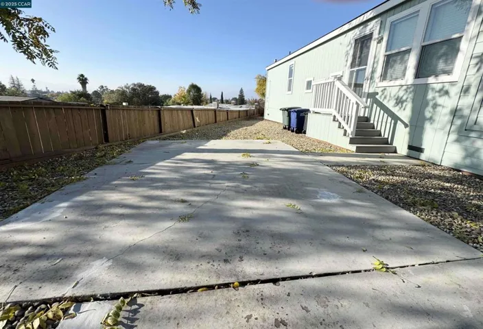 Side yard