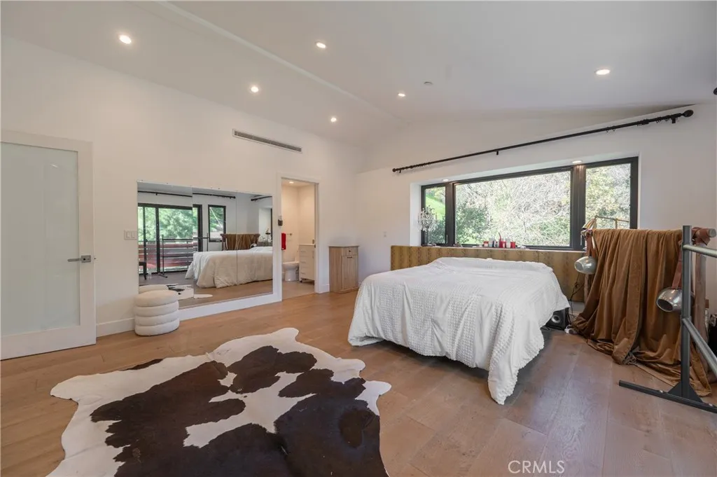 2239 Laurel Canyon, Los Angeles, California 90046 home-pic-20