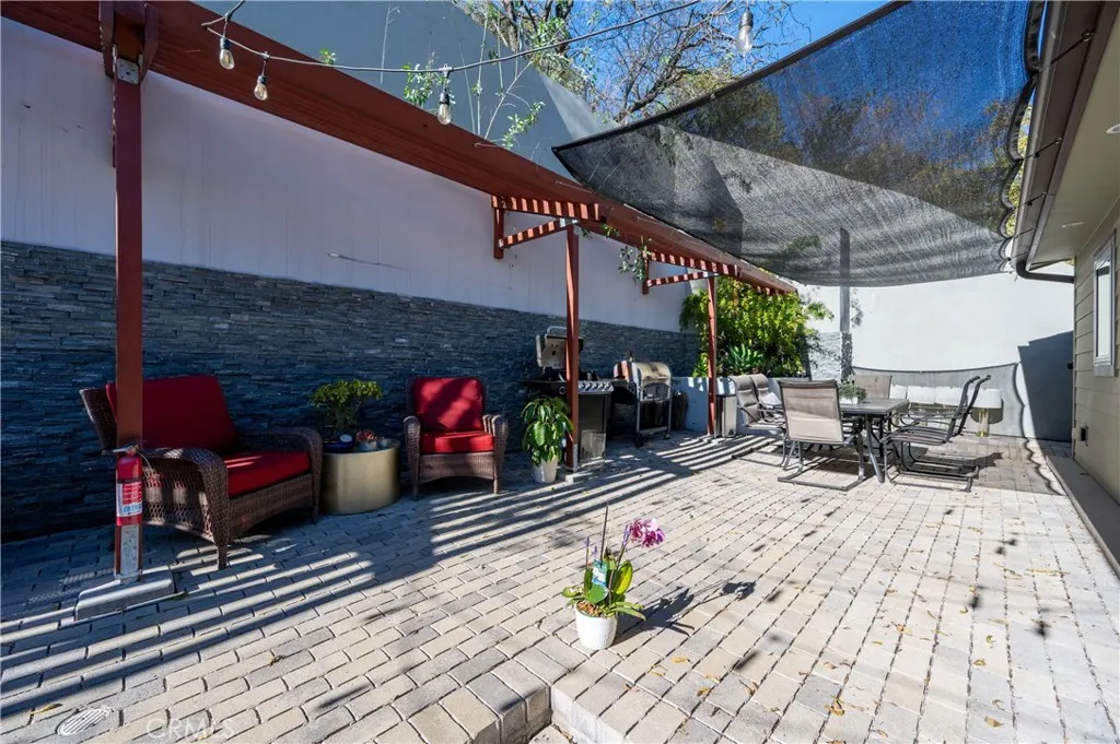 2239 Laurel Canyon, Los Angeles, California 90046 home-pic-23
