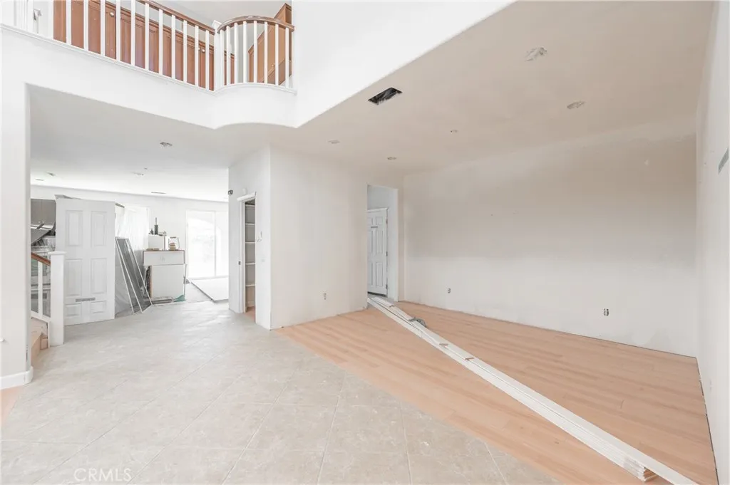 29276 Discovery Ridge, Saugus, California 91390 home-pic-3