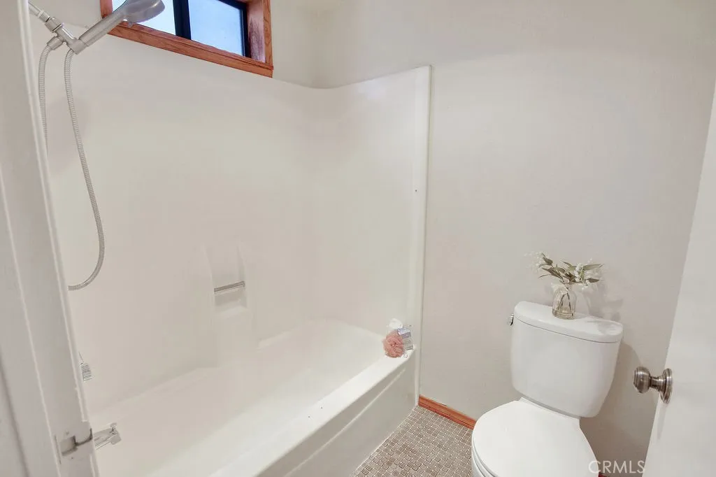 1680 Shady Brook, Fullerton, California 92831 home-pic-15