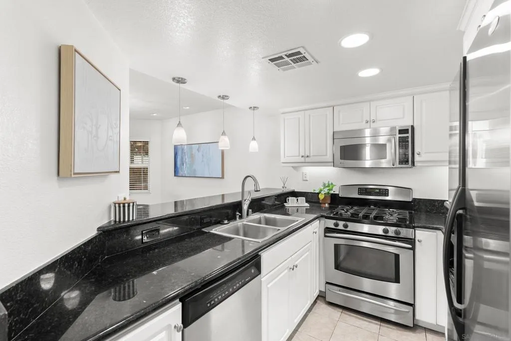 555 Eaton St. N, Oceanside, California 92054 home-pic-17