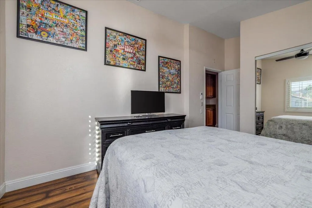 27-Bedroom 2