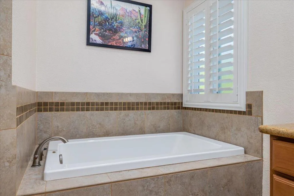 25-Primary Bathroom