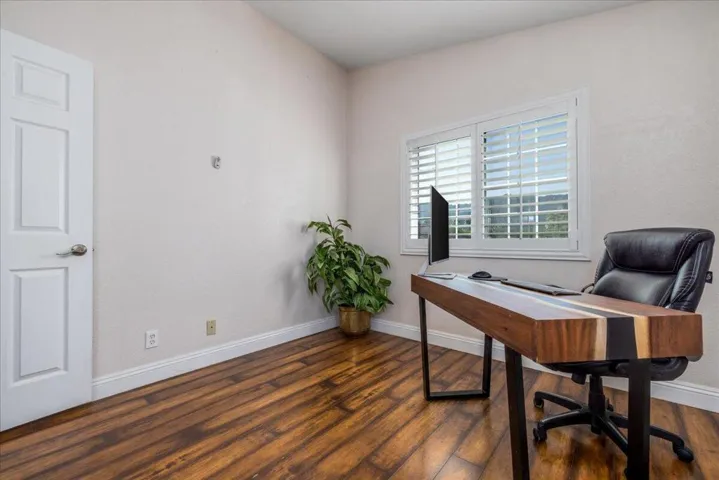 31-Bedroom 3