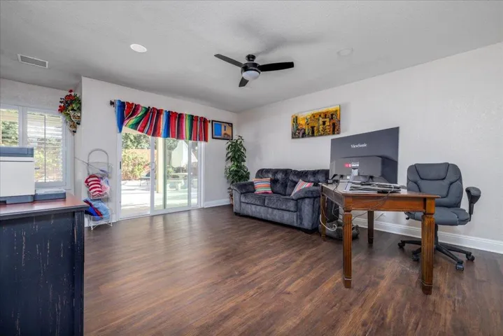 16-Family Room