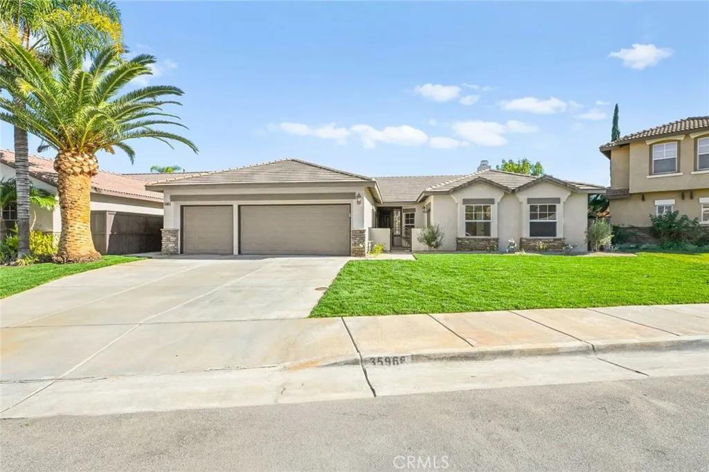 35966 Rhone, Winchester, California 92596 home-pic-1