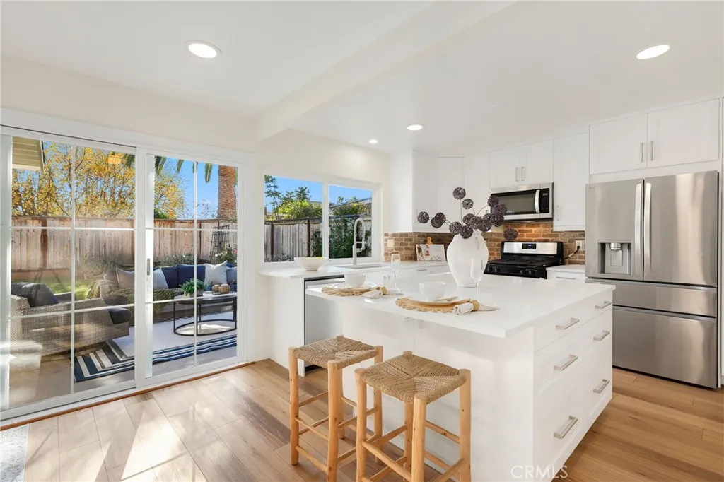 26502 Via Lara, Mission Viejo, California 92691 home-pic-11