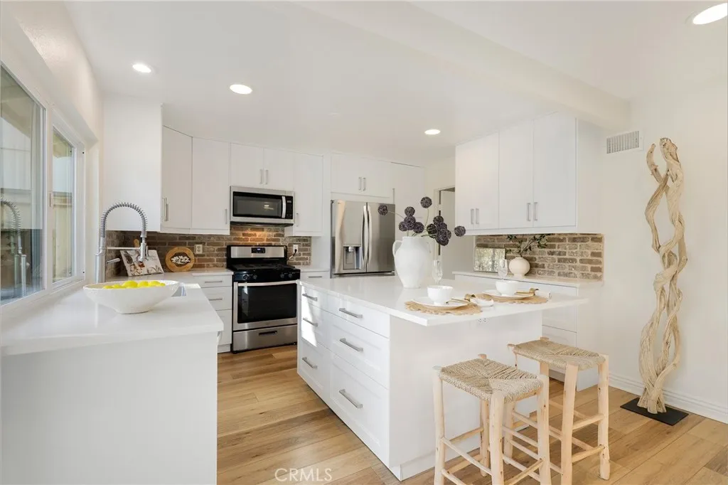 26502 Via Lara, Mission Viejo, California 92691 home-pic-10
