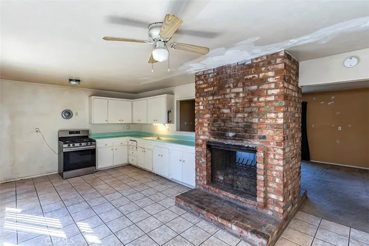 15011 La Mesa, La Mirada, California 90638