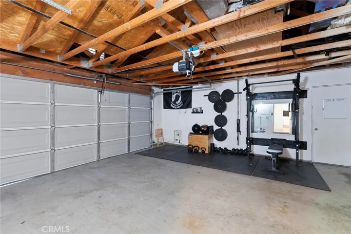 13455 Ivanpah Road, Apple Valley, California 92308