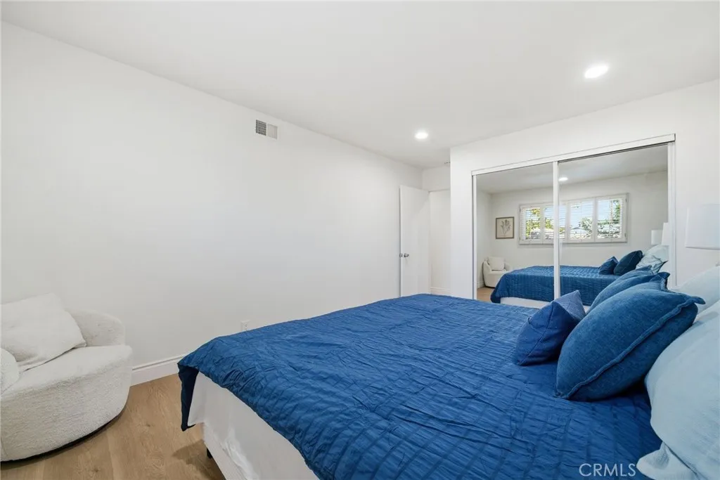 335 N London Place, Anaheim, California 92806 home-pic-17