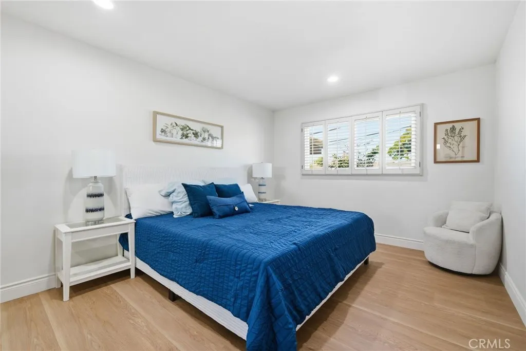 335 N London Place, Anaheim, California 92806 home-pic-16