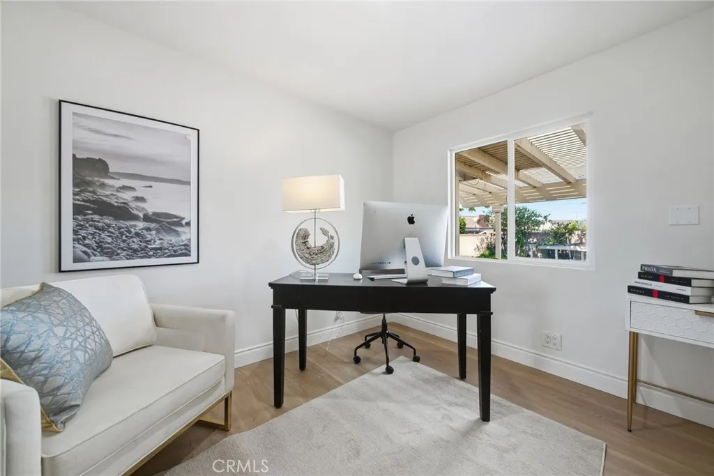 335 N London Place, Anaheim, California 92806 home-pic-7