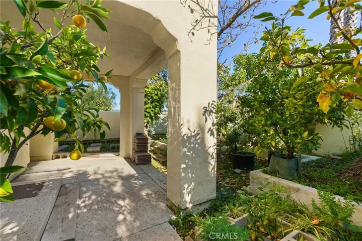 527 Stoneridge, San Luis Obispo, California 93401