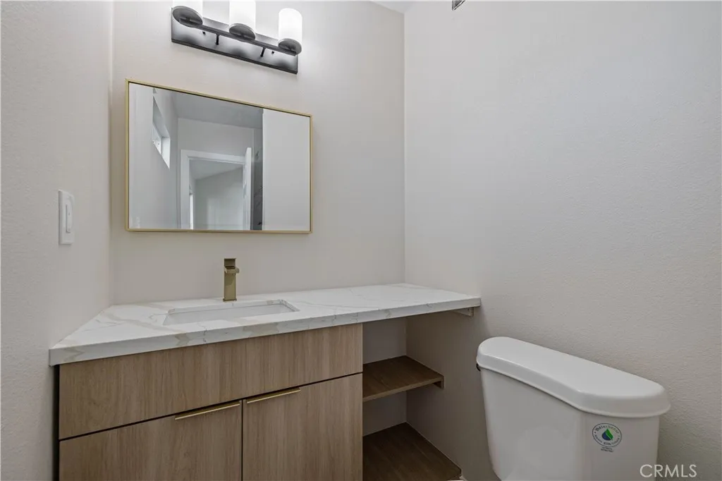 22038 Alamogordo Road, Saugus, California 91350 home-pic-20