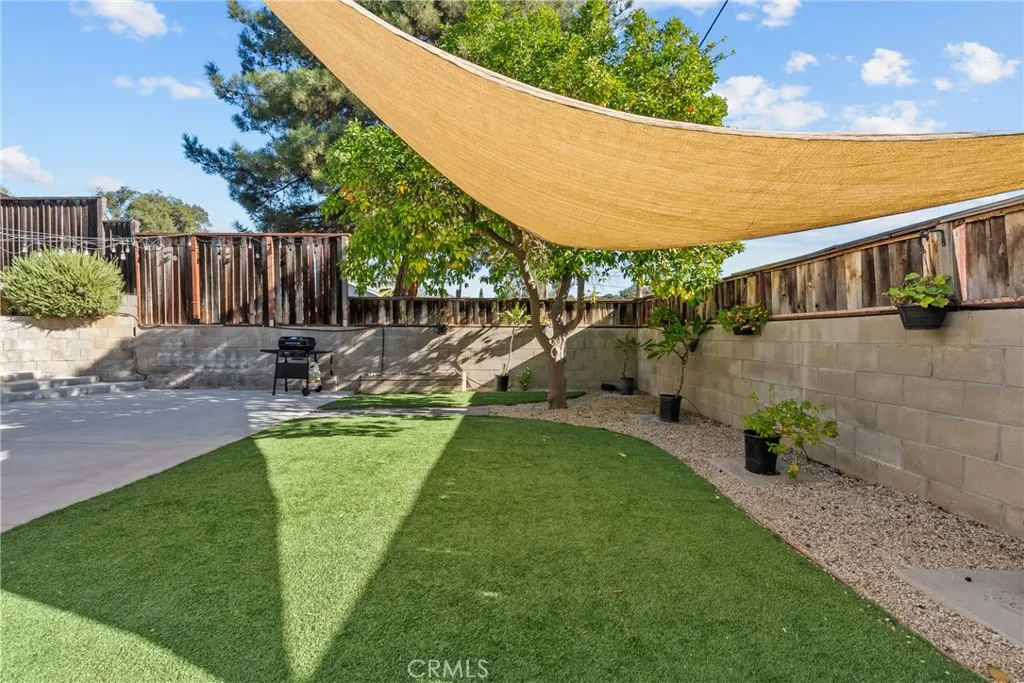 28938 Morningside Dr, Castaic, California 91384 home-pic-11