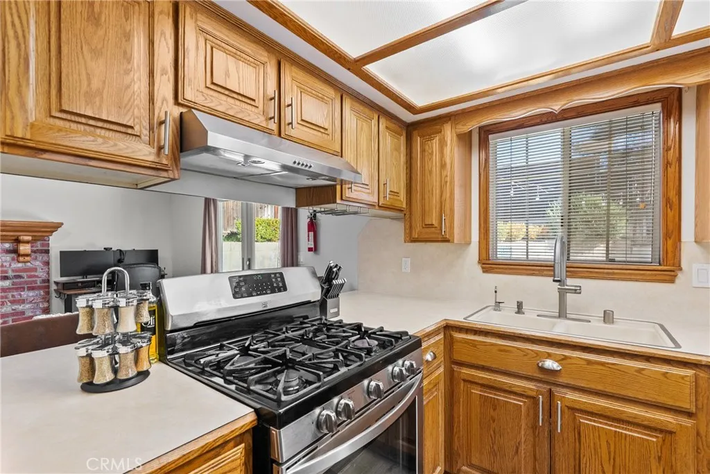 28938 Morningside Dr, Castaic, California 91384 home-pic-25