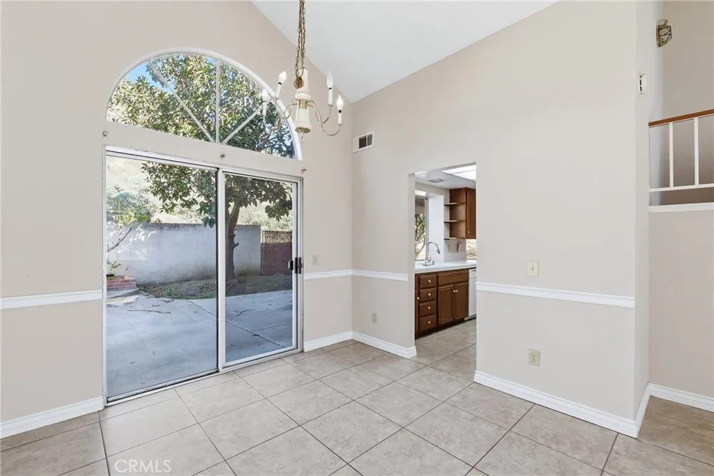 14988 Long View Drive, Fontana, California 92337 home-pic-7