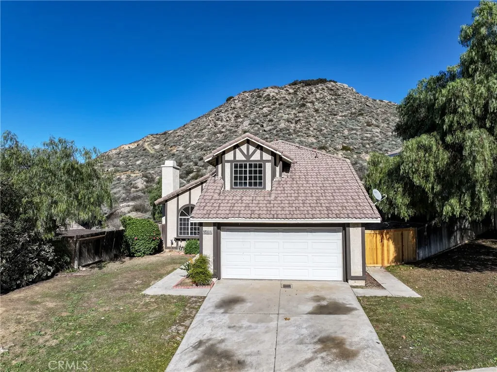 14988 Long View Drive, Fontana, California 92337 home-pic-2